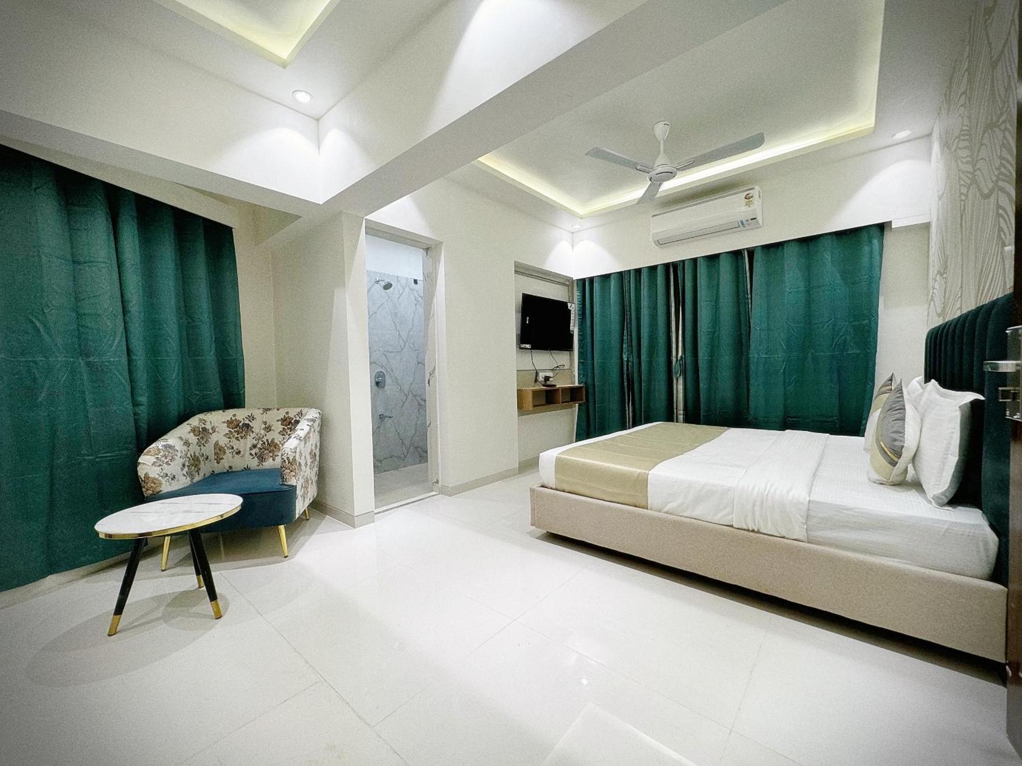 The Orion - Premium Apartments Mumbai Exterior photo
