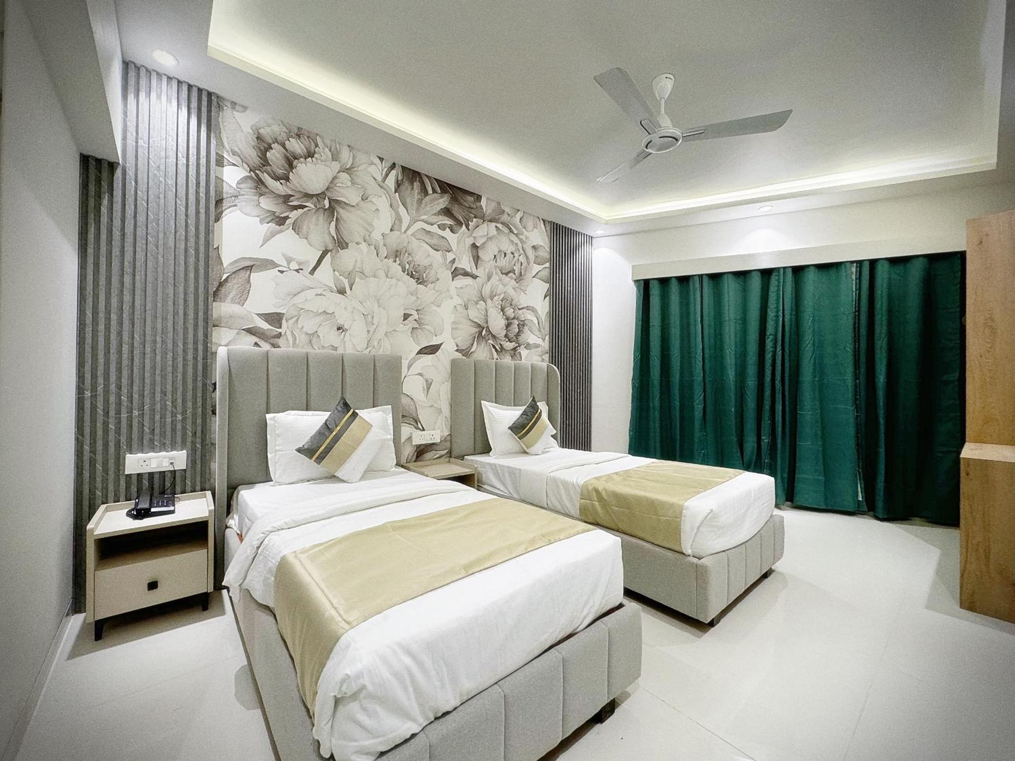 The Orion - Premium Apartments Mumbai Exterior photo