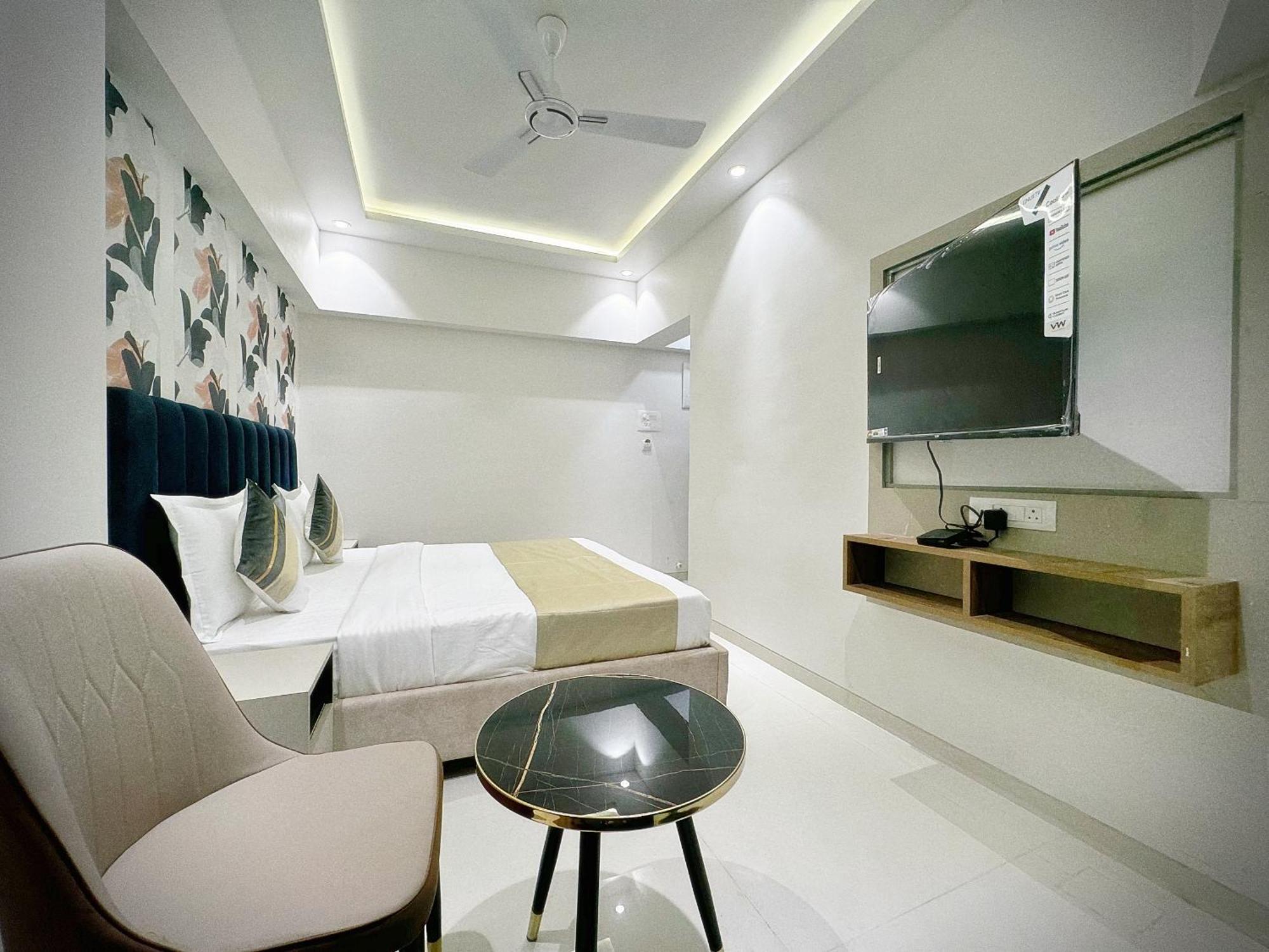 The Orion - Premium Apartments Mumbai Exterior photo