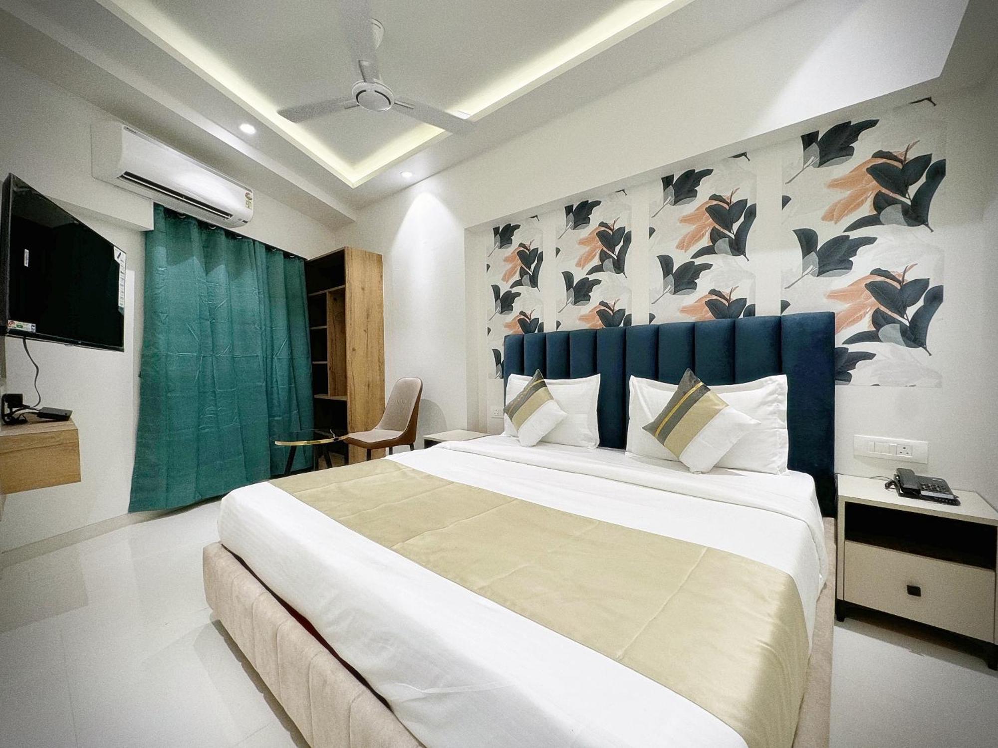 The Orion - Premium Apartments Mumbai Exterior photo