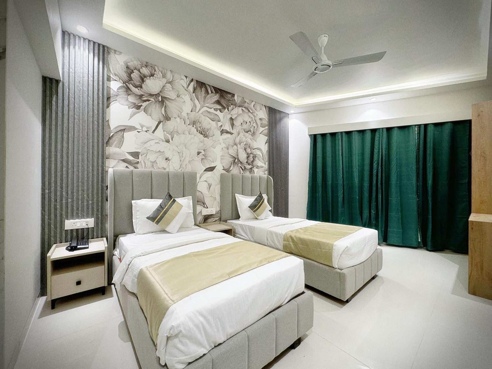 The Orion - Premium Apartments Mumbai Exterior photo